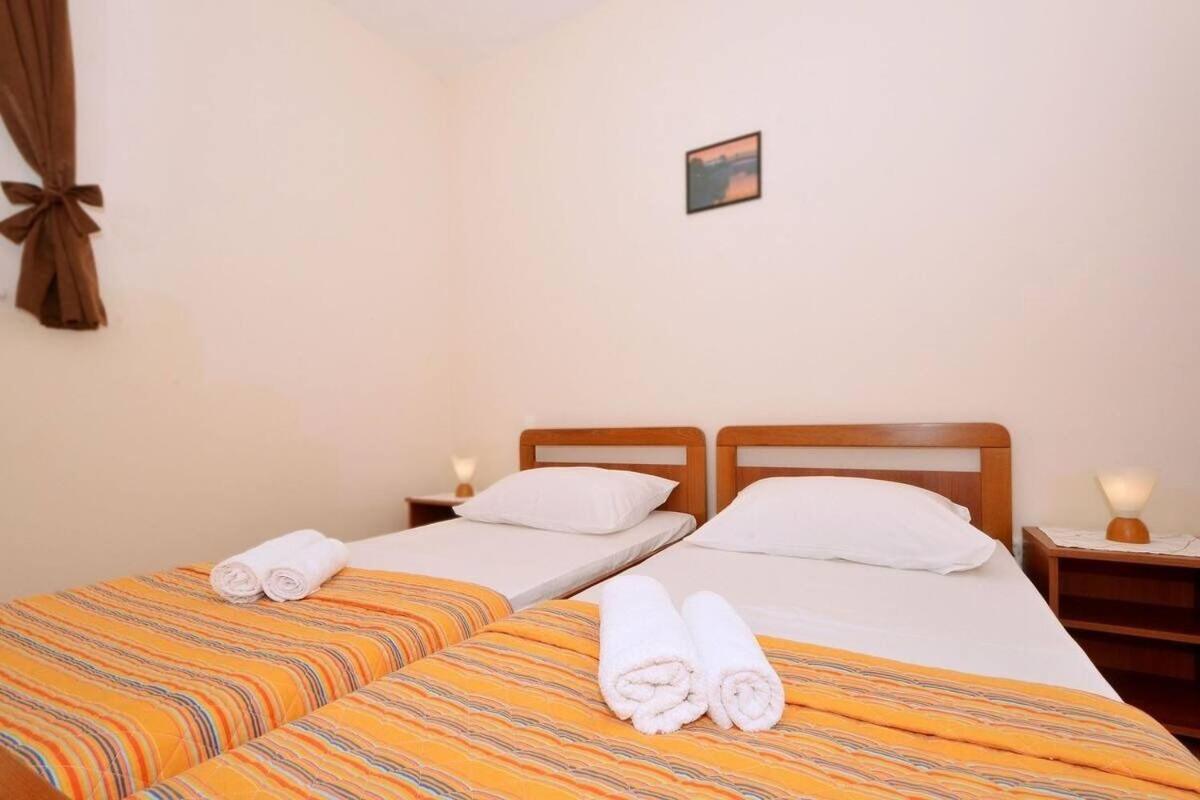 Apartments Sima Trogir Kültér fotó